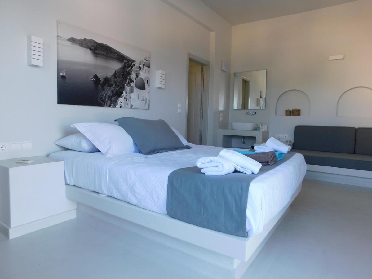 One And Only Beachfront Rooms Perissa  Exterior photo